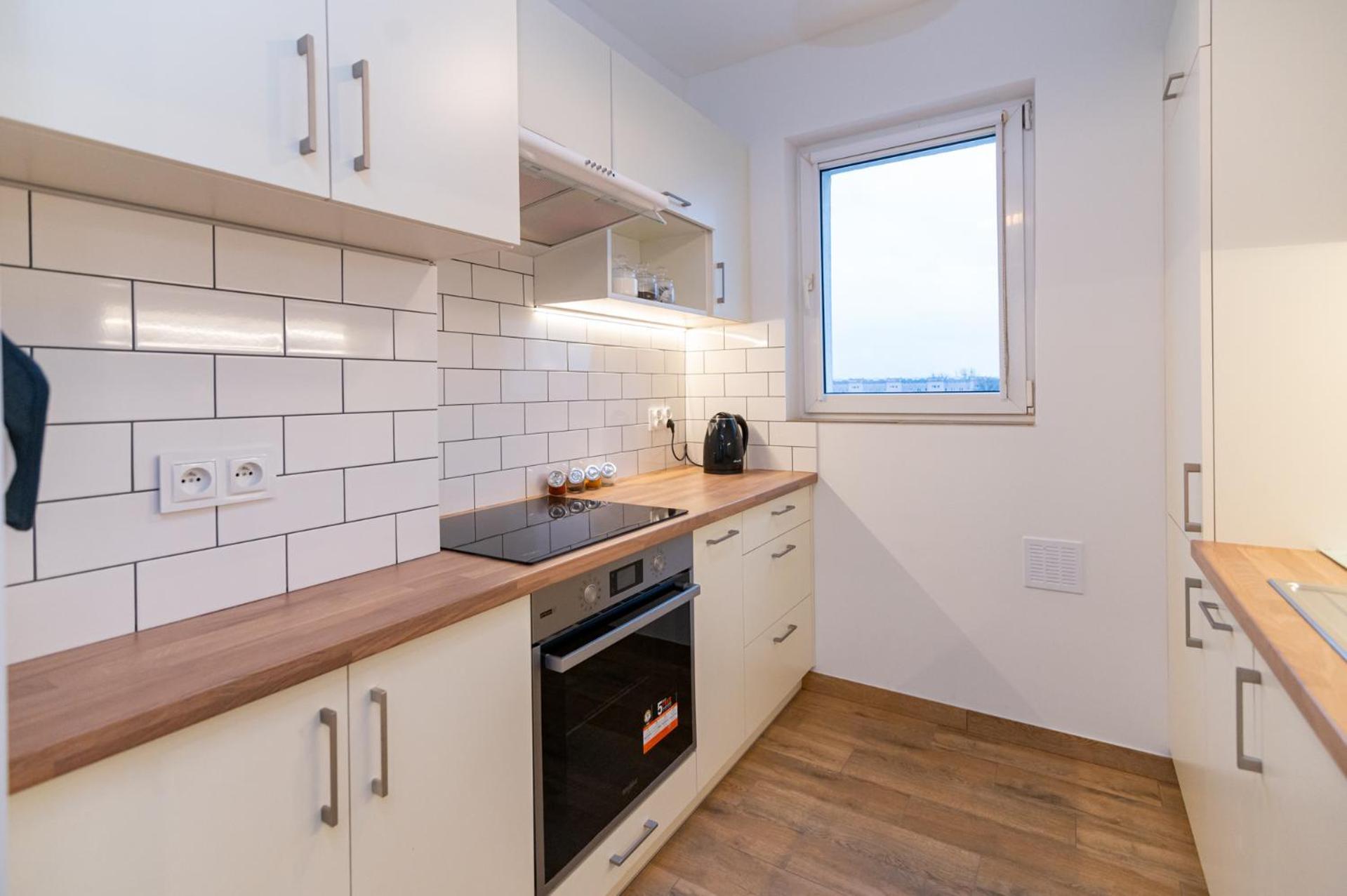 Apartamento Regem Wola Varsovia Exterior foto